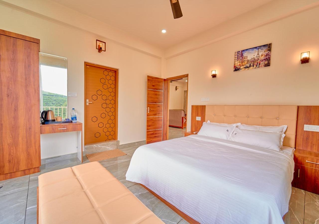 Glen Castle Vagamon Pool Resort By Voye Homes Zewnętrze zdjęcie
