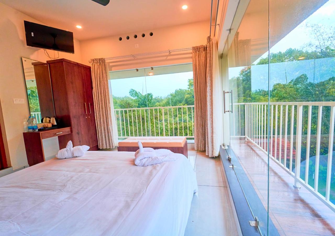 Glen Castle Vagamon Pool Resort By Voye Homes Zewnętrze zdjęcie