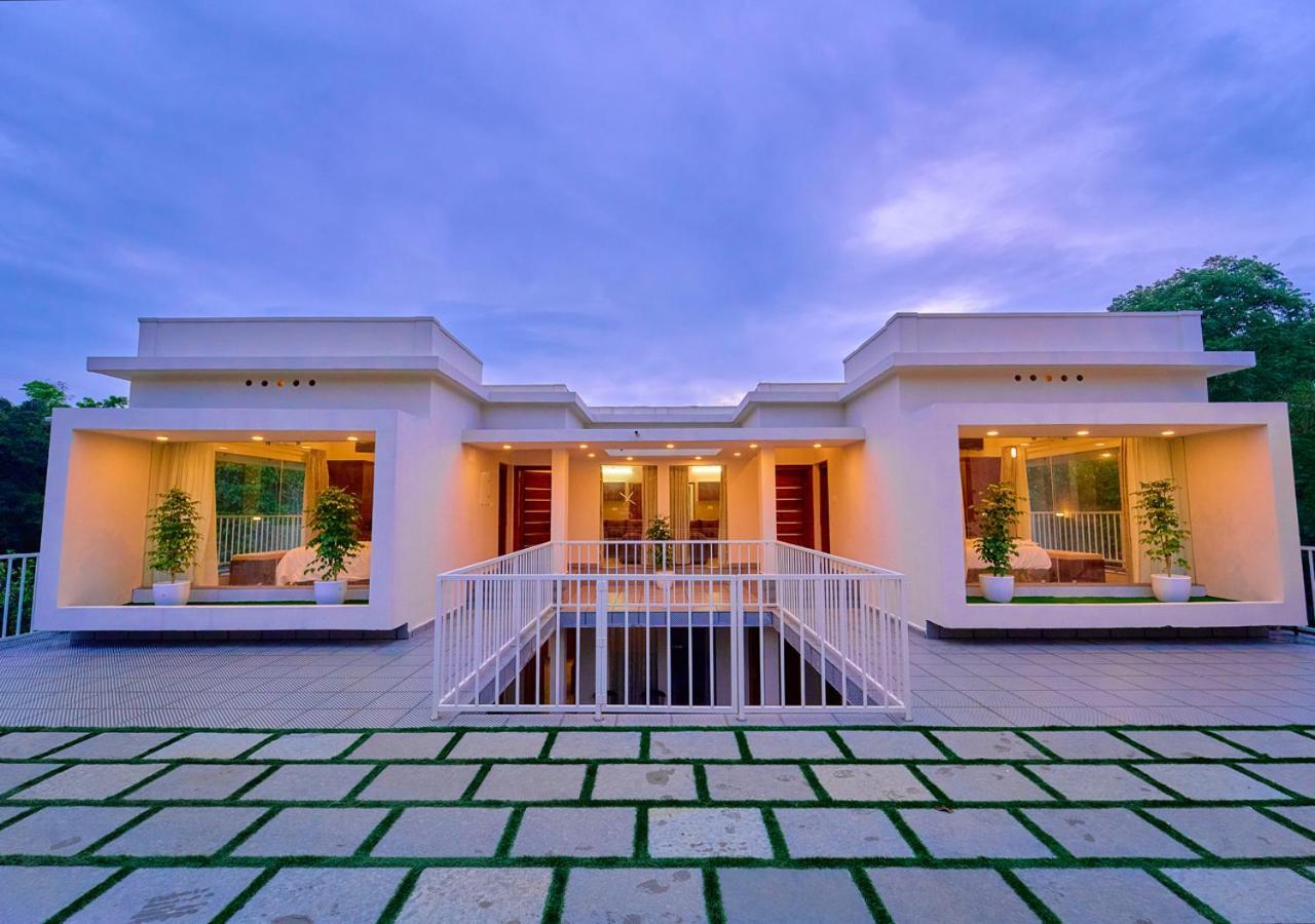 Glen Castle Vagamon Pool Resort By Voye Homes Zewnętrze zdjęcie