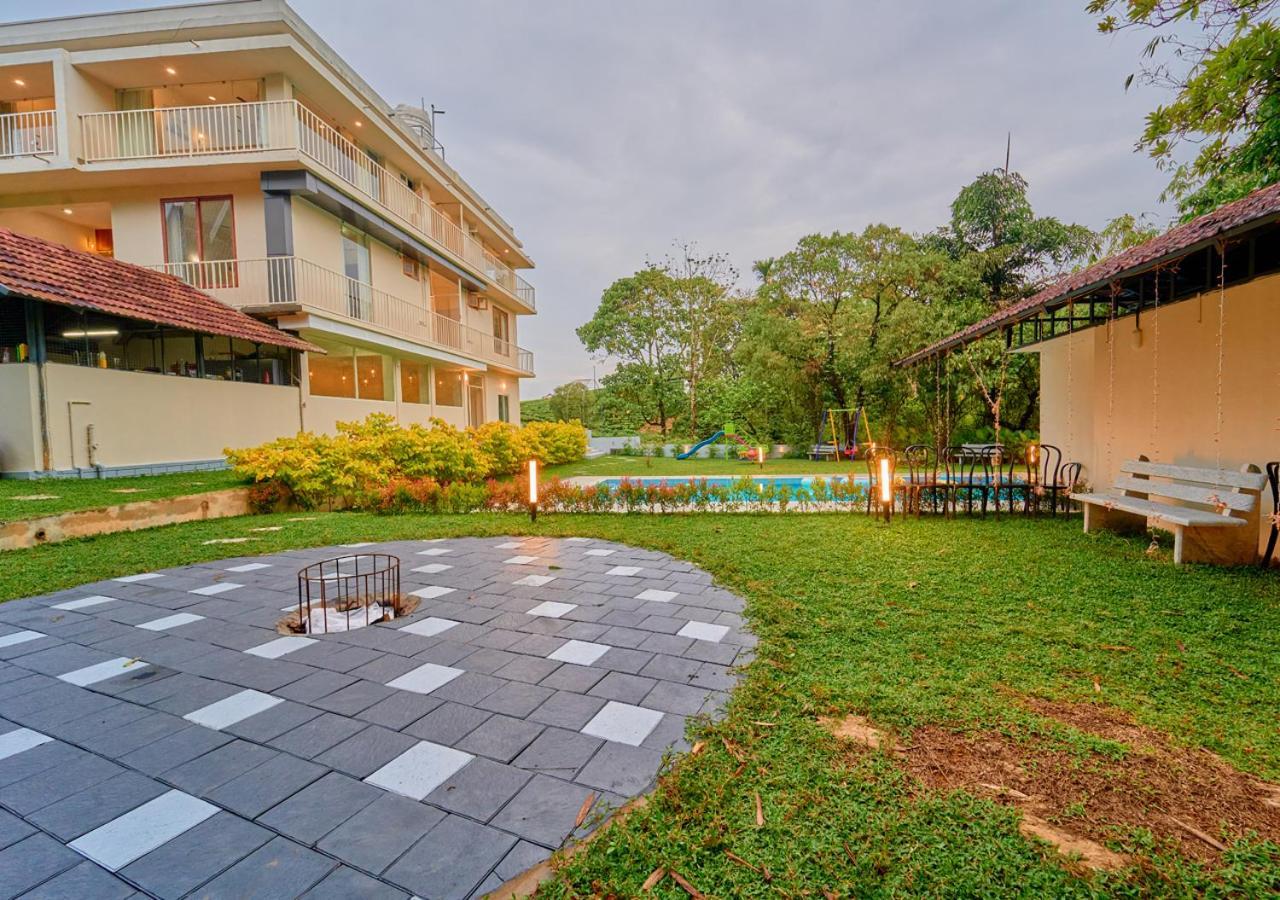 Glen Castle Vagamon Pool Resort By Voye Homes Zewnętrze zdjęcie